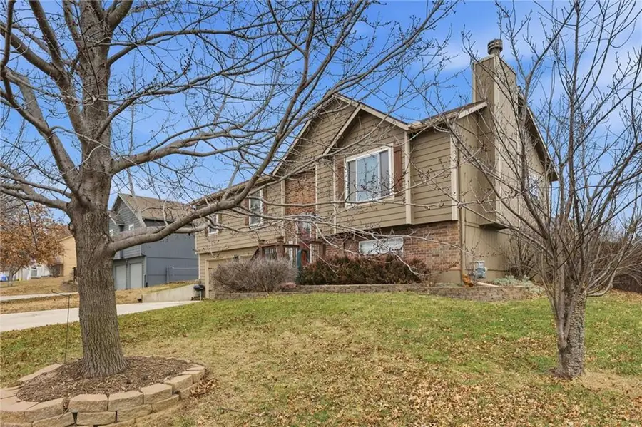 299 Rawlings Drive, Tonganoxie, KS 66086 - #3