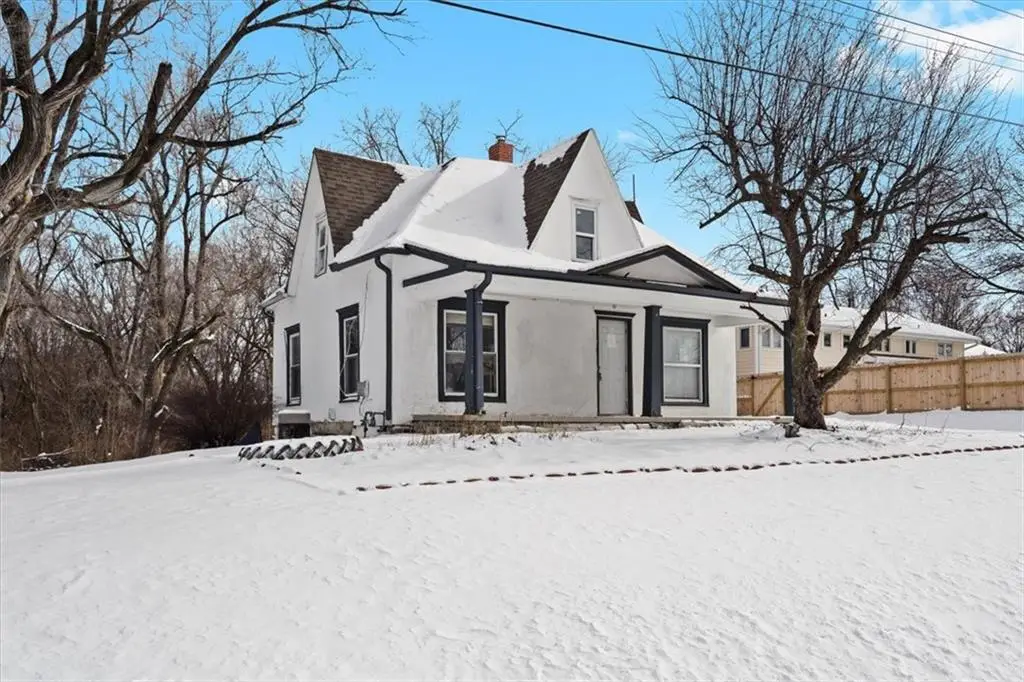 1321 N Jesse James Road, Excelsior Springs, MO 64024 - Image #1