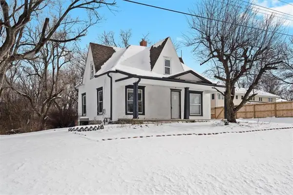 1321 N Jesse James Road, Excelsior Springs, MO 64024