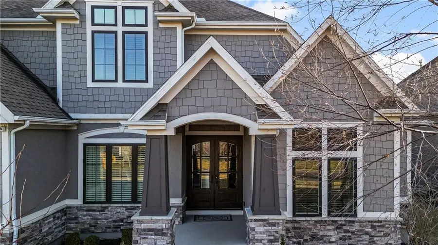 10505 W 162nd Street, Overland Park, KS 66221 - Image #2