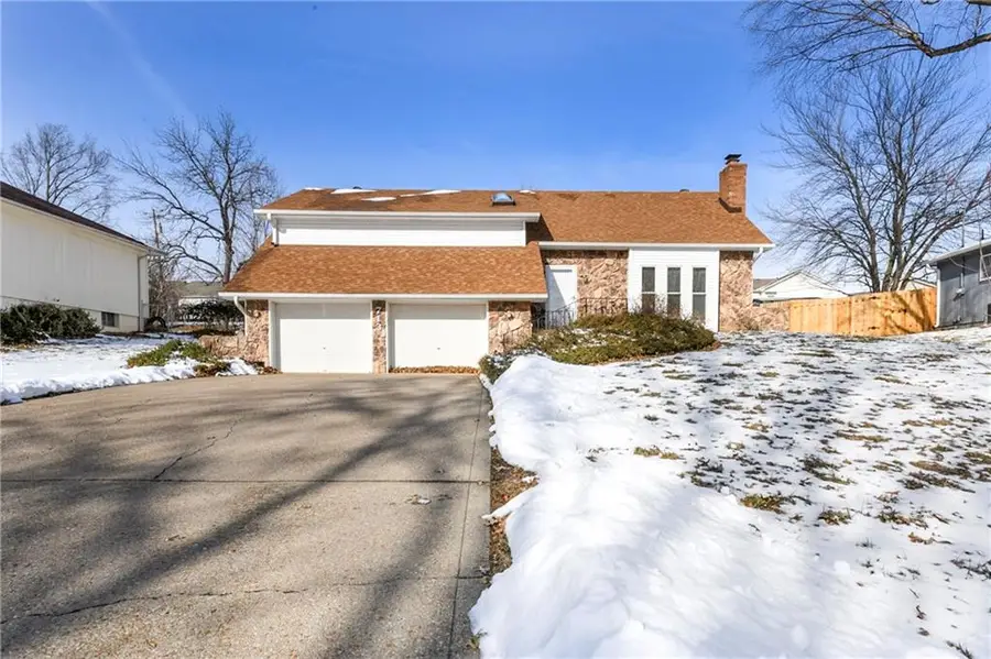 713 Englewood Street, Lansing, KS 66043 - Image #2