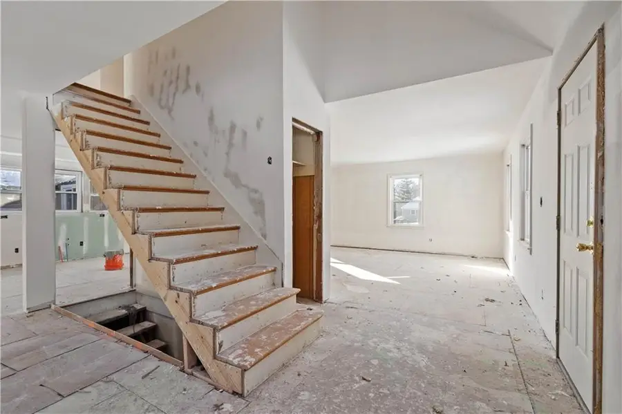 9647 Lee Boulevard, Leawood, KS 66206 - #3