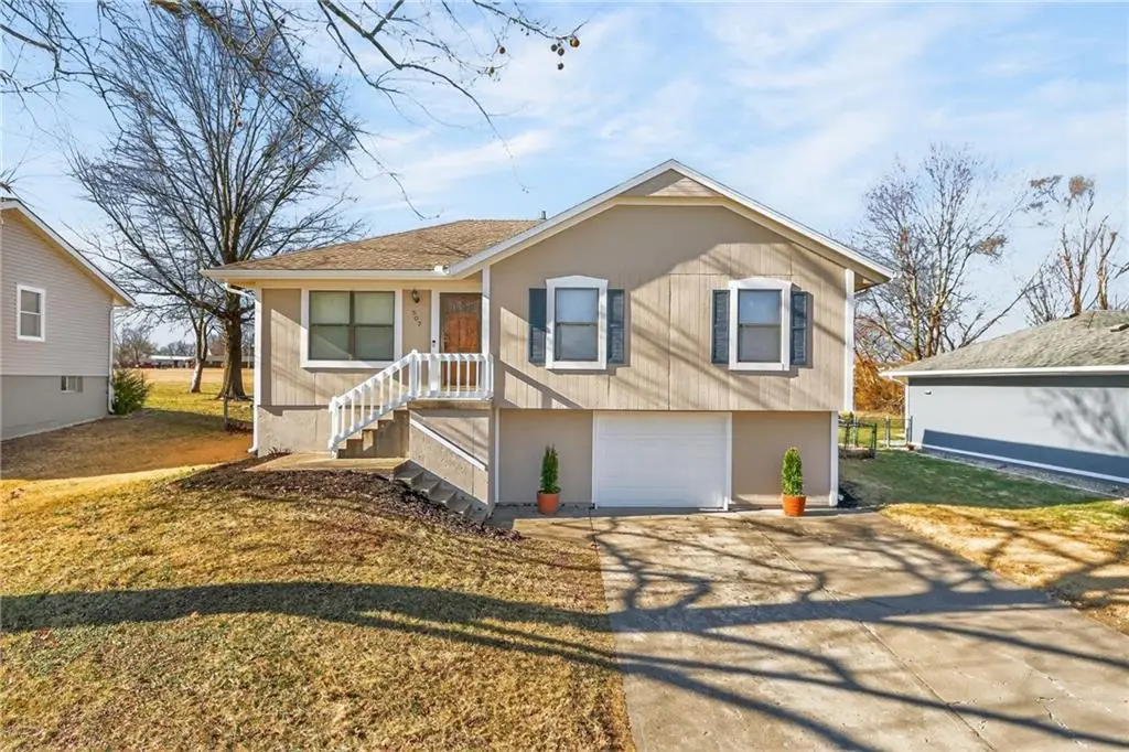 507 Poplar Street, Peculiar, MO 64078 - #1