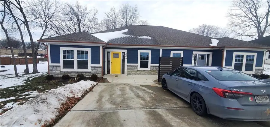 200 SE 8th Street, Oak Grove, MO 64075 - #3