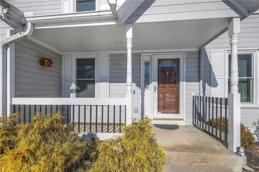 15808 Glenwood Avenue, Overland Park, KS 66223 - Image #2