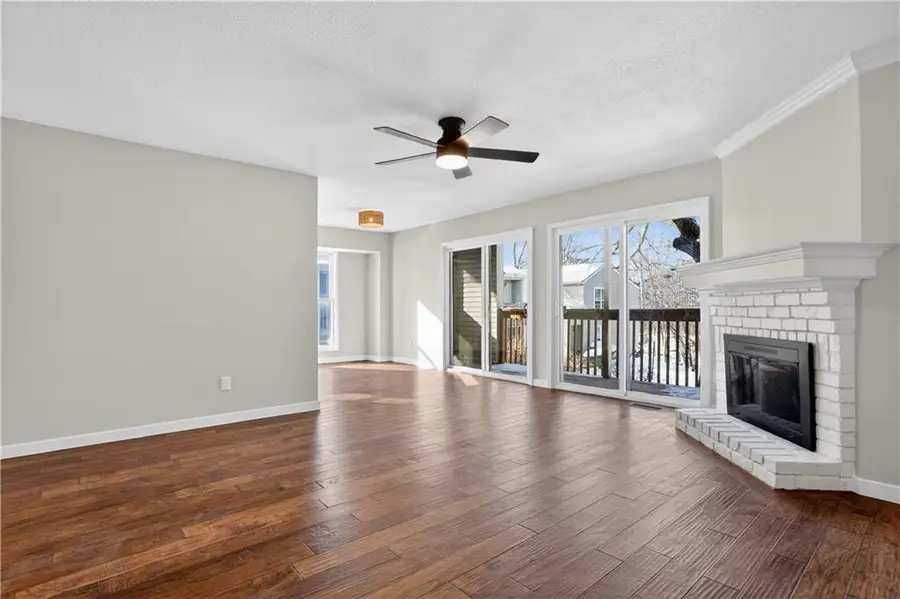 8360 NW Barrybrooke Drive, Kansas City, MO 64151 - Image #2