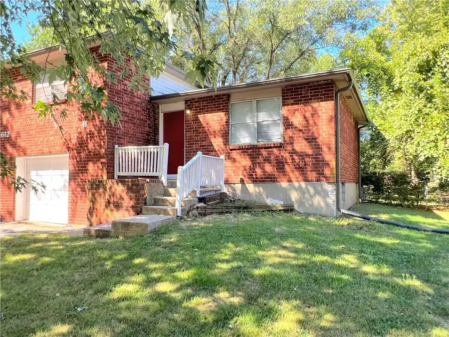 612 NE Florence Avenue, Lees Summit, MO 64063 - #2