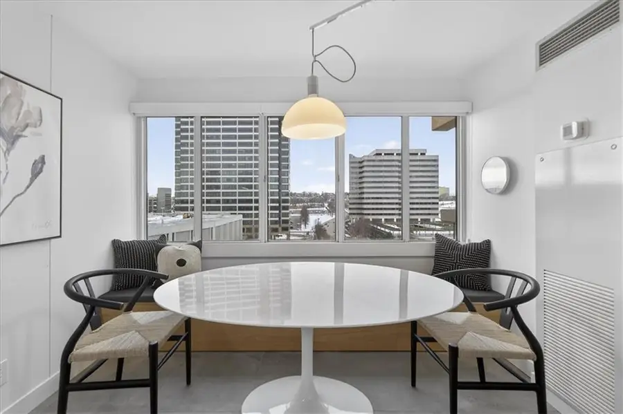 2510 Grand Boulevard #1102, Kansas City, MO 64108 - Image #2