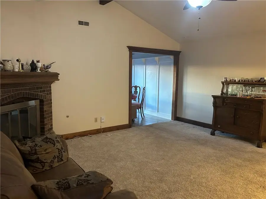 2817 NW 3rd Terrace, Blue Springs, MO 64014 - #3