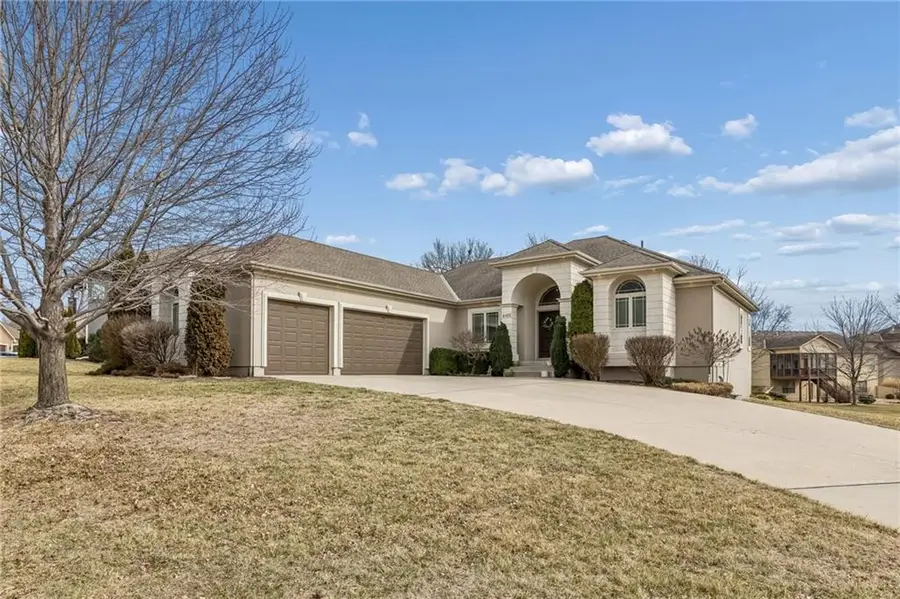 4481 SW Raintree Shore Drive, Lees Summit, MO 64082 - #3