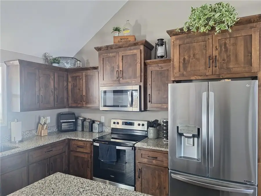 101 Lisa Avenue, Lathrop, MO 64465 - #3