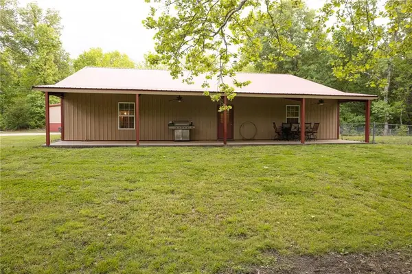 3014 W 4th Street, Pittsburg, KS 66762