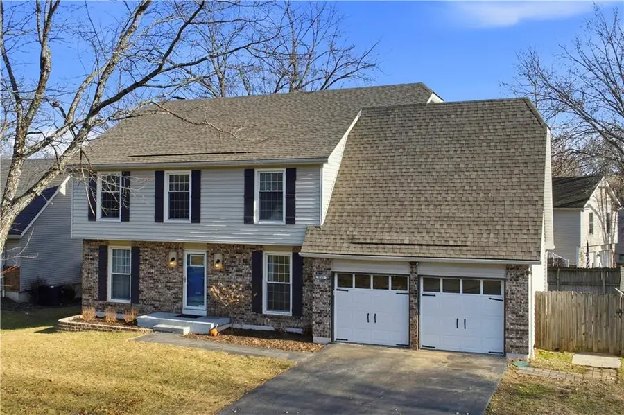 1701 E Sheridan Bridge Lane, Olathe, KS 66062 - #2