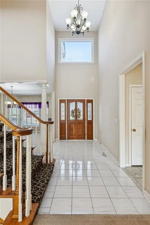 5633 Oakview Street, Shawnee, KS 66216 - Image #3