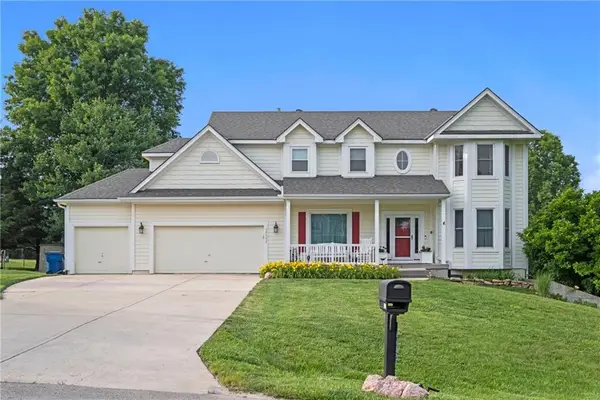 30602 W 84th Circle, De Soto, KS 66018