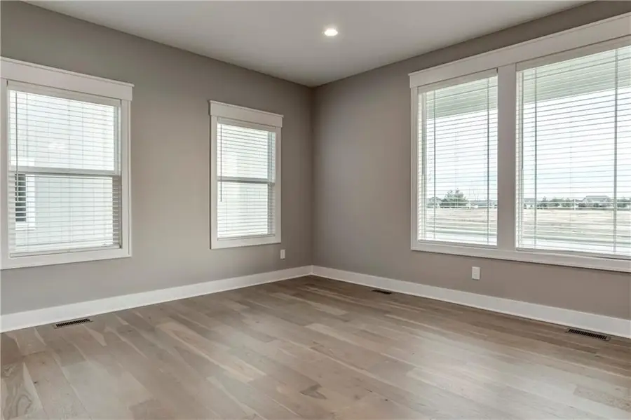 16849 W 164th Terrace, Olathe, KS 66062 - Image #3