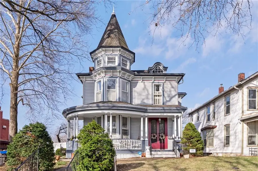 309 N Esplanade Street, Leavenworth, KS 66048 - #3