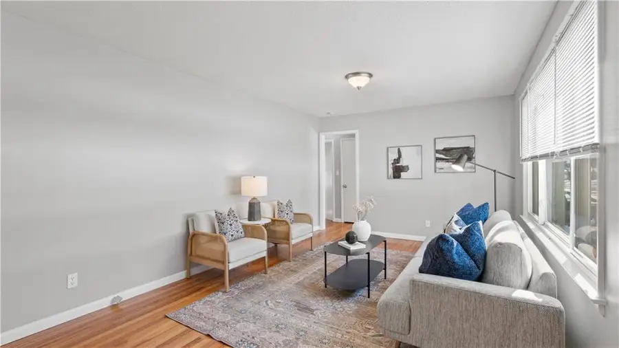 8131 Mcgee Street, Kansas City, MO 64114 - Image #3