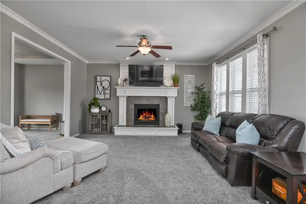 5200 Meadowsweet Lane, Shawnee, KS 66226 - Image #1