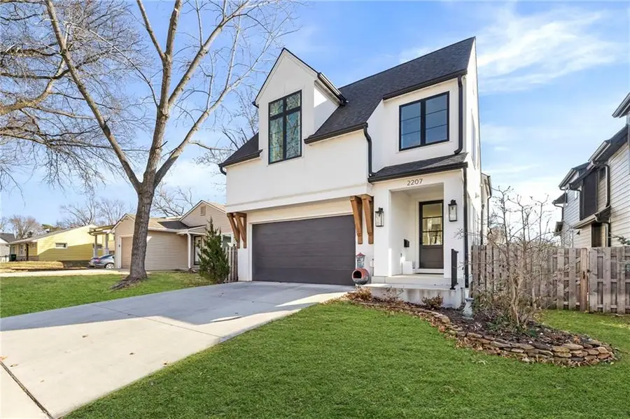 2207 W 48th Street, Westwood, KS 66205 - #3