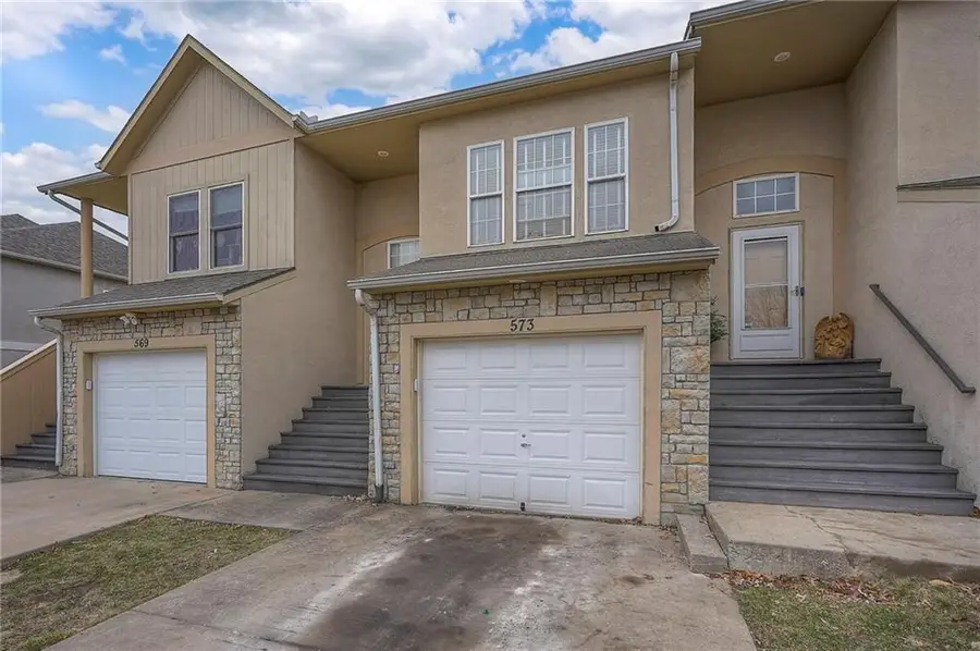 573 Woodson Lane, Gardner, KS 66030 - #2