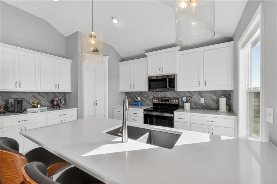 1486 N 162nd Court, Basehor, KS 66007 - #3