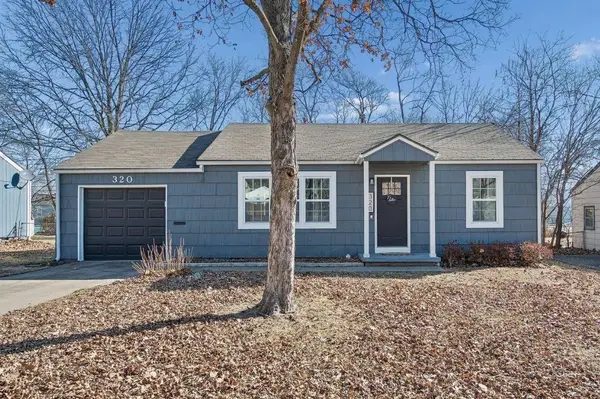 320 S Central Street, Olathe, KS 66061