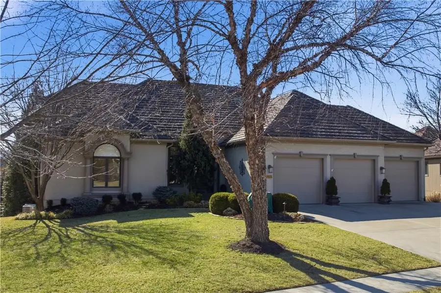 11007 W 145th Place, Overland Park, KS 66221 - #2