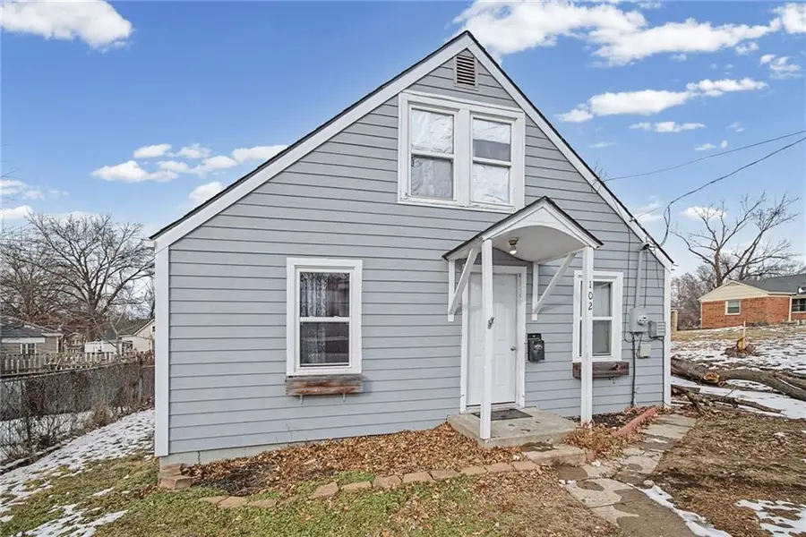 102 W Black Diamond Street, Richmond, MO 64085 - #2