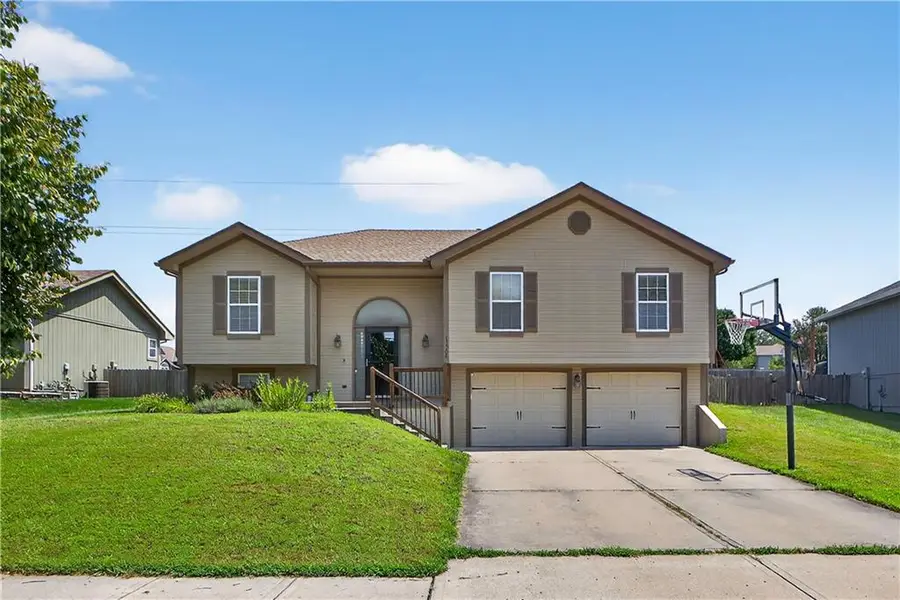 11705 N Charlotte Street, Kansas City, MO 64155 - Image #2