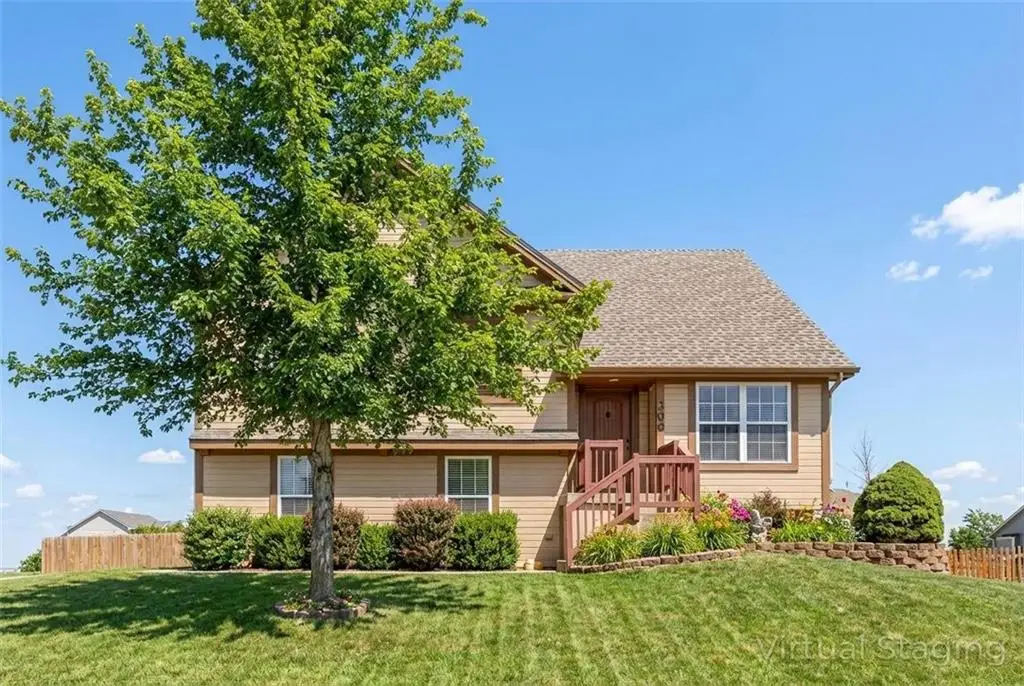 300 NE 192nd Terrace, Smithville, MO 64089 - Image #1