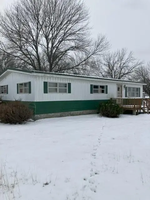 323 Locust Street, Mound City, KS 66056 - Image #1