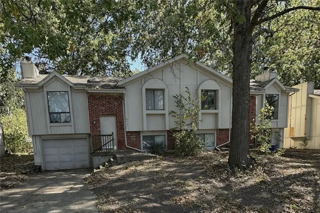 8537-8539 Goddard Street, Overland Park, KS 66214 - #1