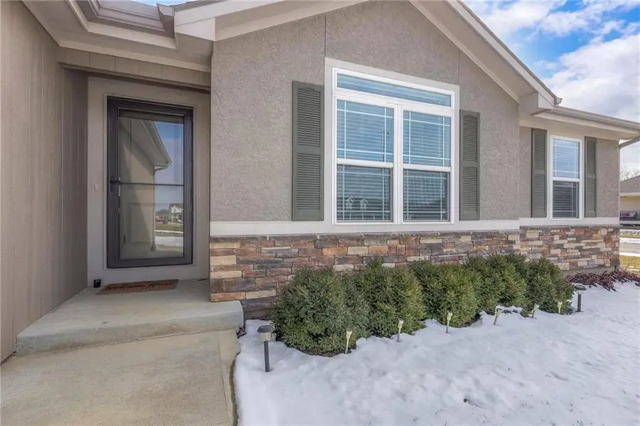 19625 W 197th Street, Spring Hill, KS 66083 - Image #2