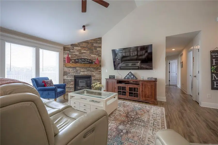 19625 W 197th Street, Spring Hill, KS 66083 - Image #3