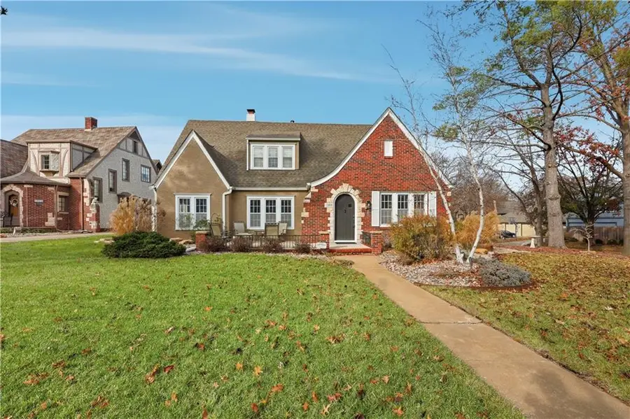 1303 Pembroke Lane, Topeka, KS 66604 - #2