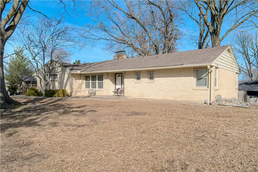 226 NW 43rd Street, Kansas City, MO 64116 - Image #3