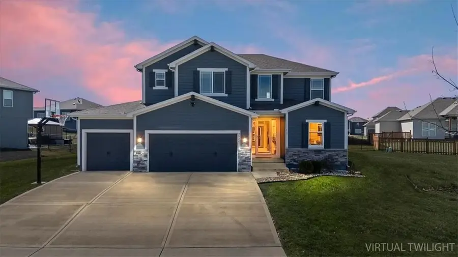 25247 W 147th Court, Olathe, KS 66061 - #2