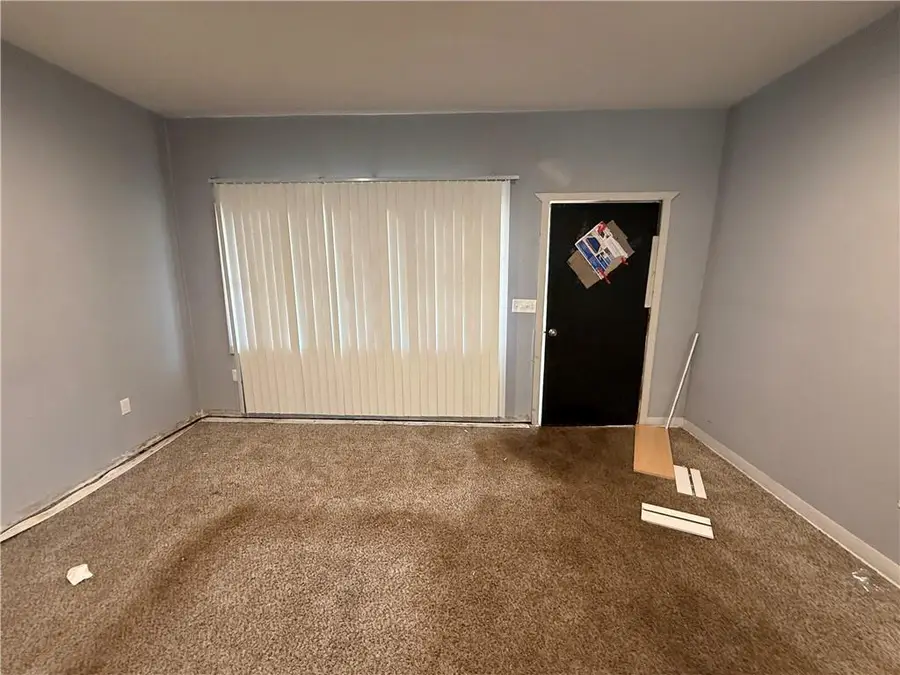 739 Kiowa Street, Leavenworth, KS 66048 - #3