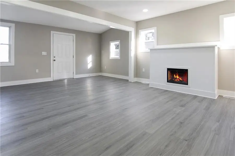 5815 Peery Avenue, Kansas City, MO 64126 - #3