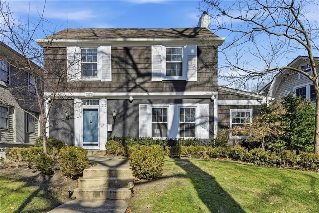 200 W 68th Terrace, Kansas City, MO 64113 - #1