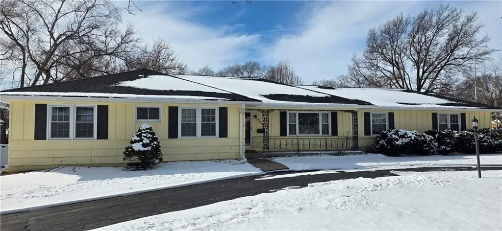 9500 Buena Vista Street, Overland Park, KS 66207 - #1