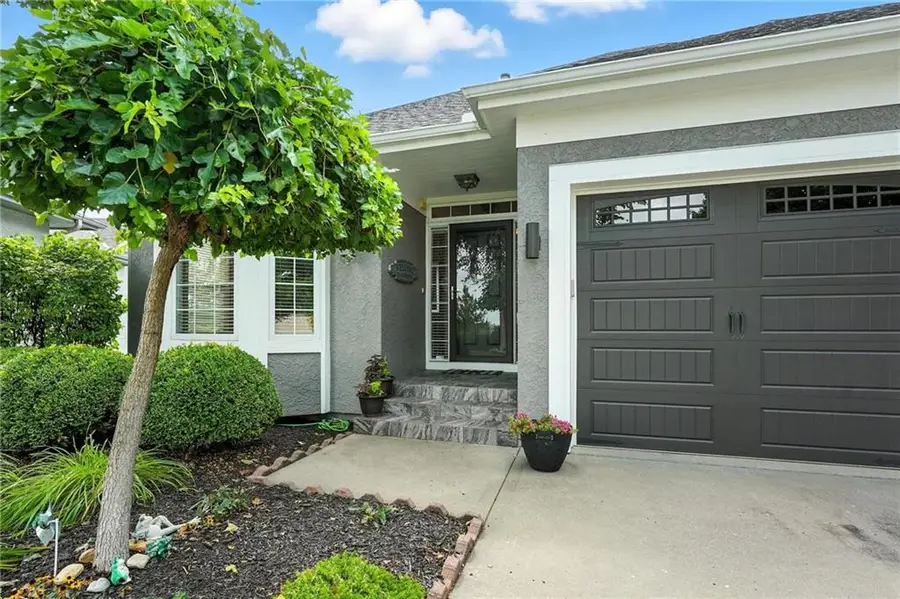 6104 Double Eagle Court, Parkville, MO 64152 - Image #2