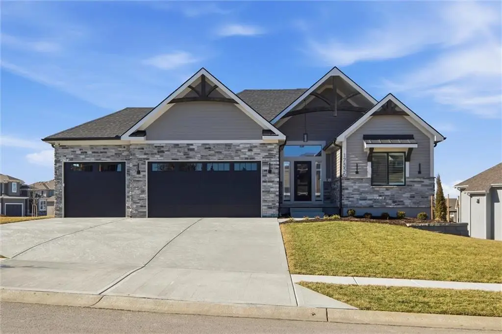 17556 Acton Street, Stilwell, KS 66085 - #1