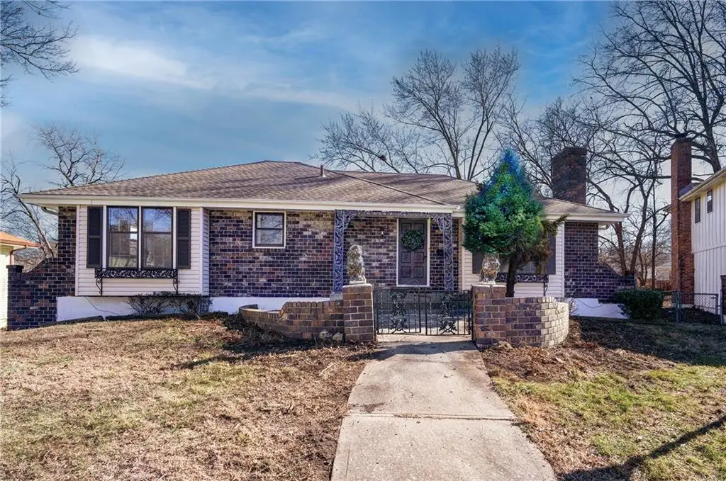 8917 E 88th Terrace, Kansas City, MO 64138 - #1