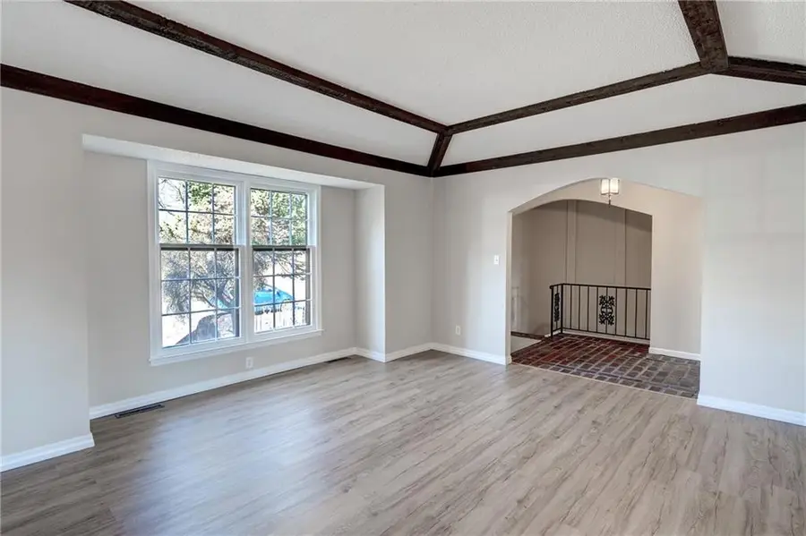 8917 E 88th Terrace, Kansas City, MO 64138 - #3