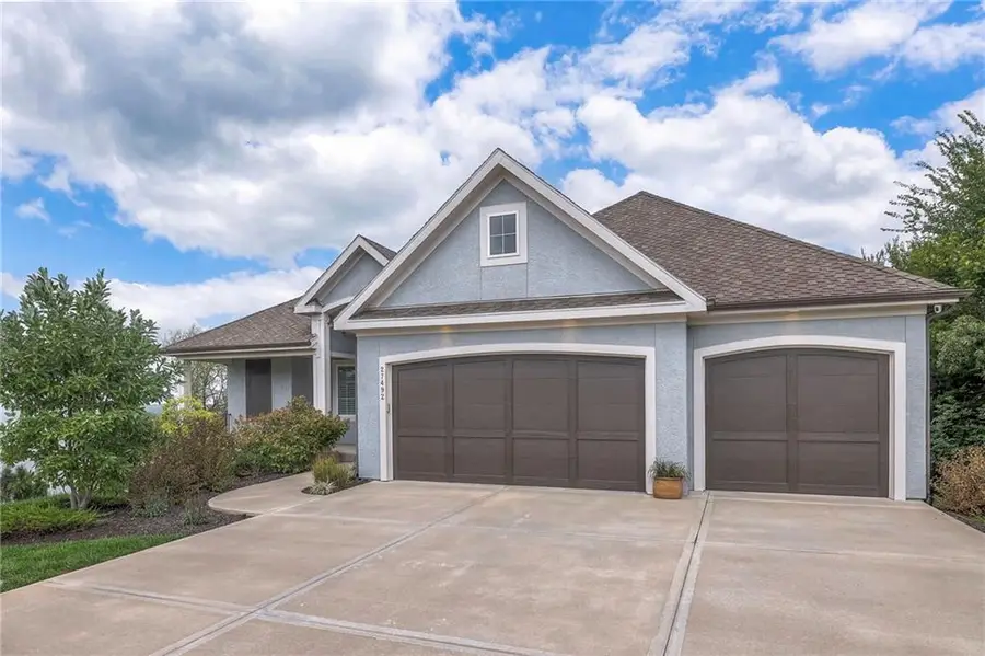 27492 W 100 Terrace, Olathe, KS 66061 - #2