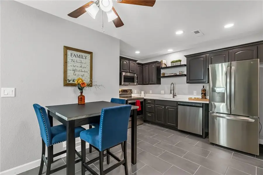 21084 Millridge Street, Spring Hill, KS 66083 - Image #3