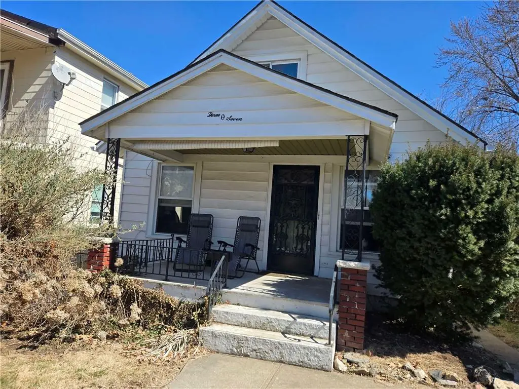307 White Avenue, Kansas City, MO 64123 - #1