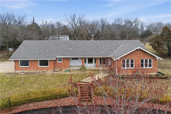 24870 W 133rd Terrace, Olathe, KS 66061